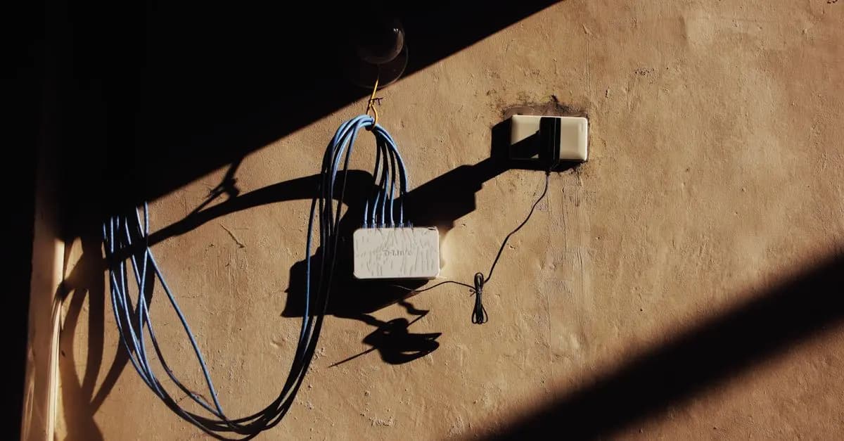 Installation Technique Routeur WiFi : Guide Complet